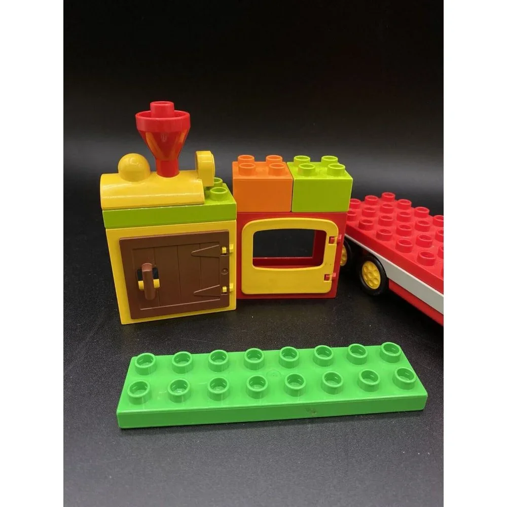 Lego Duplo Vehicle Truck Red Grey Fire Brigade Set 2691 & Misc Blocks LOT 8